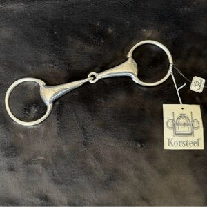 NEW! KORSTEEL Hollow Mouth Lightweight 23mm Eggbutt Snaffle Bit 5.5” NWT!